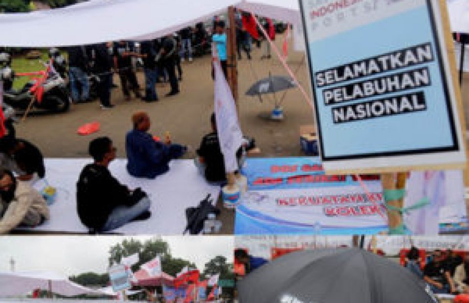 JICT Dockers Rally Action in Front of President Palace