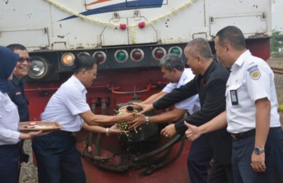 KALOG Hubungkan Angkutan Barang Berbasis KA ke Kawasan Industri