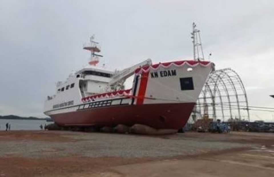 DIRJEN HUBLA RESMIKAN PENGOPERASIAN DAN PELAYARAN PERDANA KAPAL NAVIGASI KN. EDAM DI TANJUNG PRIOK