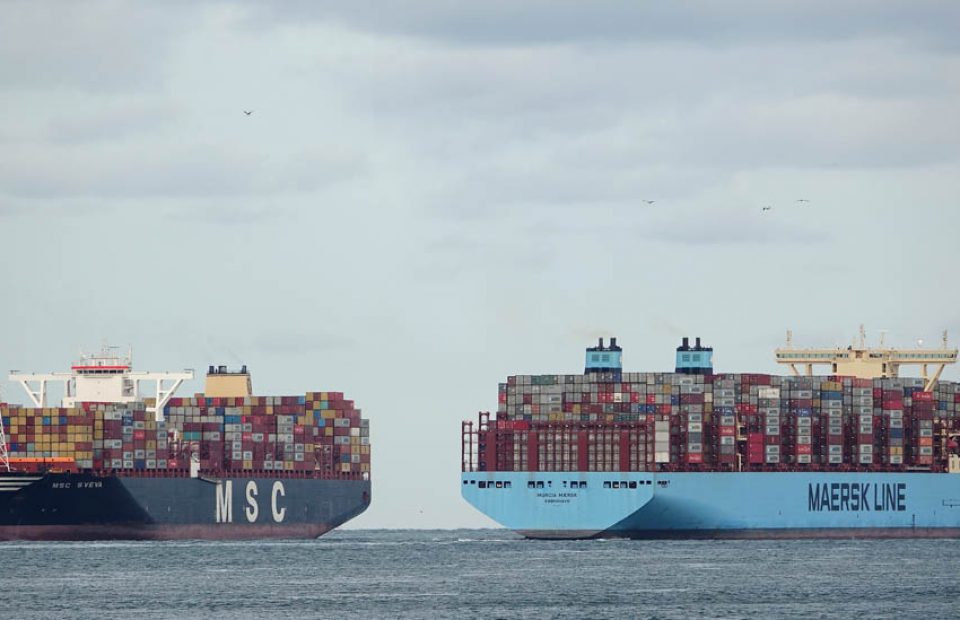 Persaingan Tiga Pelayaran Teratas dalam Merebut Pangsa Pasar Global