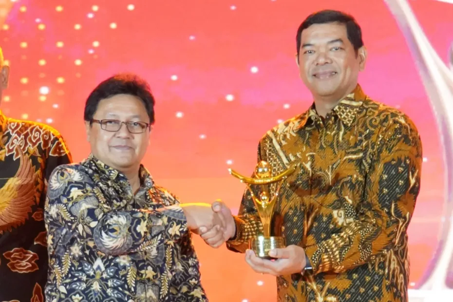 Terminal Teluk Lamong the Winner of BUMN Green Port Award