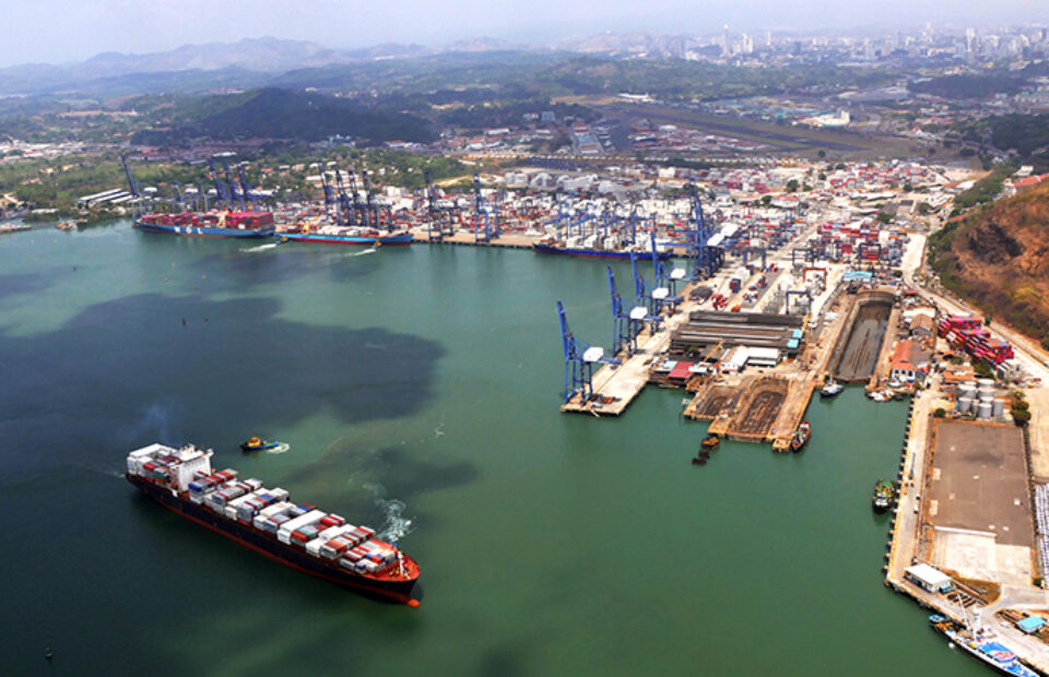 CK Hutchison Jual Saham Pelabuhan-pelabuhan Global ke Konsorsium BlackRock dan MSC, Karena Tekanan AS?