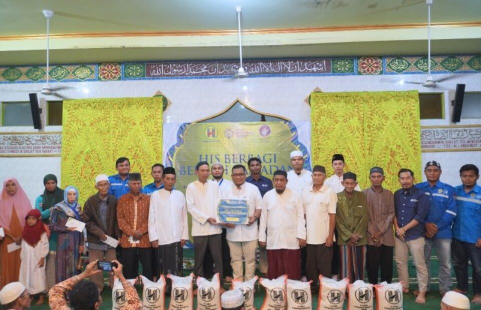 PT Hasnur Internasional Shipping Tbk Gelar Buka Puasa Bersama dan Berikan Santunan untuk Warga Barito Kuala