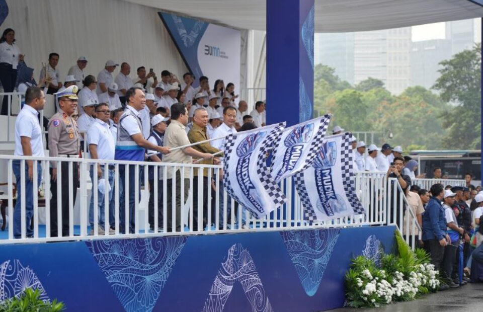 Mudik Gratis BUMN dilepas oleh Menhub Dudy
