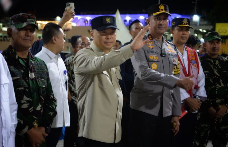 21.863 Sepeda Motor Menyeberang ke Sumatera Menhub Dudy Pastikan Kelancaran di Pelabuhan Ciwandan