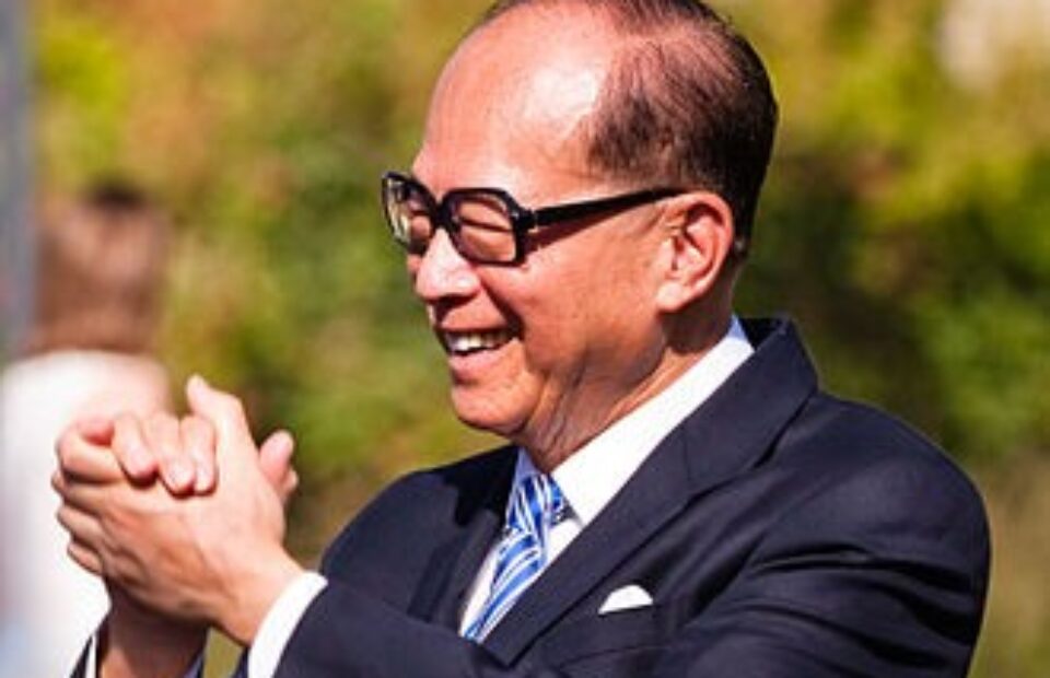 Apakah Li Ka-shing Berpikir Ulang Soal Penjualan Hutchison Ports?
