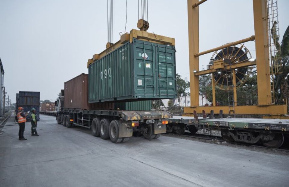 KAI Logistik Pada Bulan Februari 2025 Layanani Limbah B3