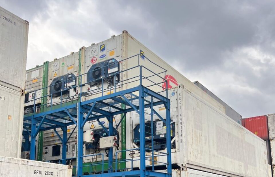 Angkutan KA Kontainer Berpendingin KAI Logistik Distribusikan 38.000 Ton Produk Perikanan
