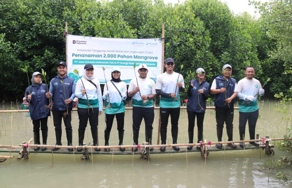 IPCM, EPI Plant 2,000 Mangroves to Support Sustainable Port Ecosystem