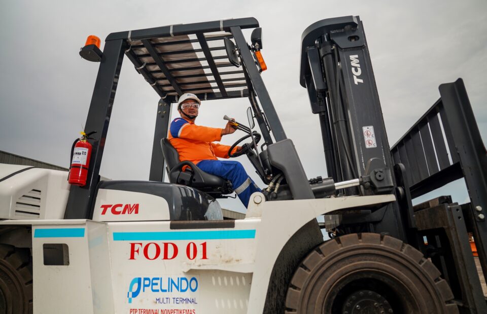 PTP Nonpetikemas Maintains Full Operations over Christmas and New Year