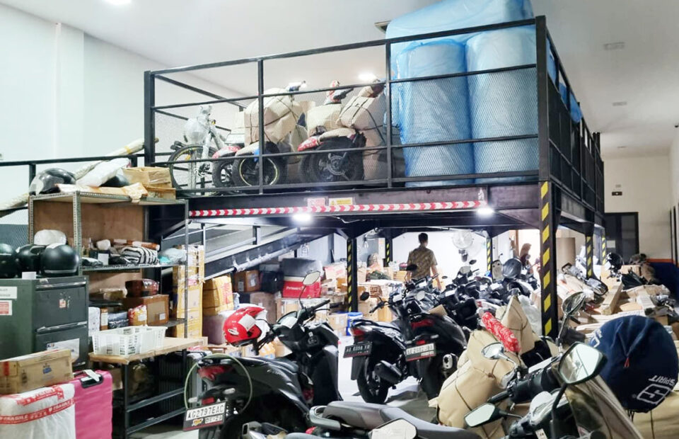 KAI Logistik Catat Puncak Kiriman Sebesar 290 Ton pada Periode Natal