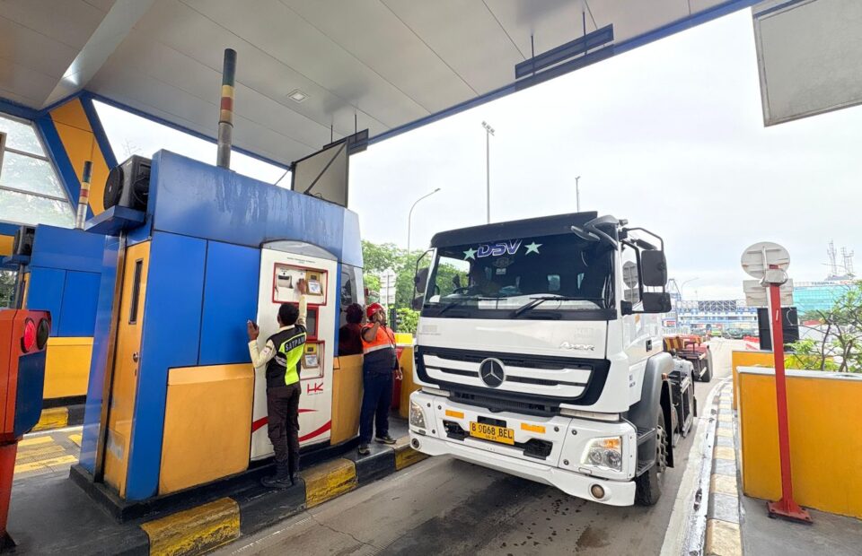 TPK Koja’s Free Toll Moves Help Ease Traffic Jam around Port
