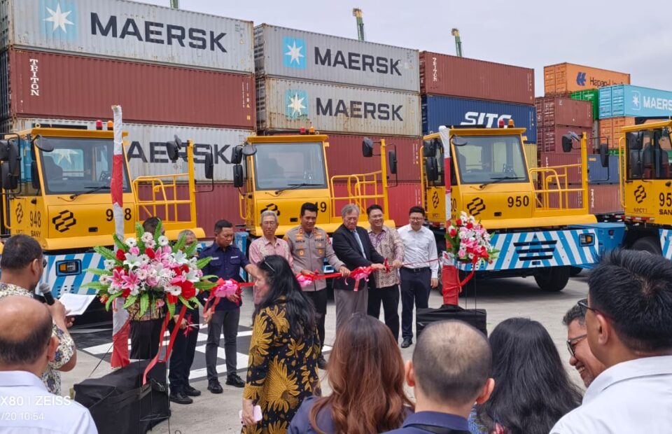 Tanjung Priok Deploys Electric Prime Movers in Push for Greener Port