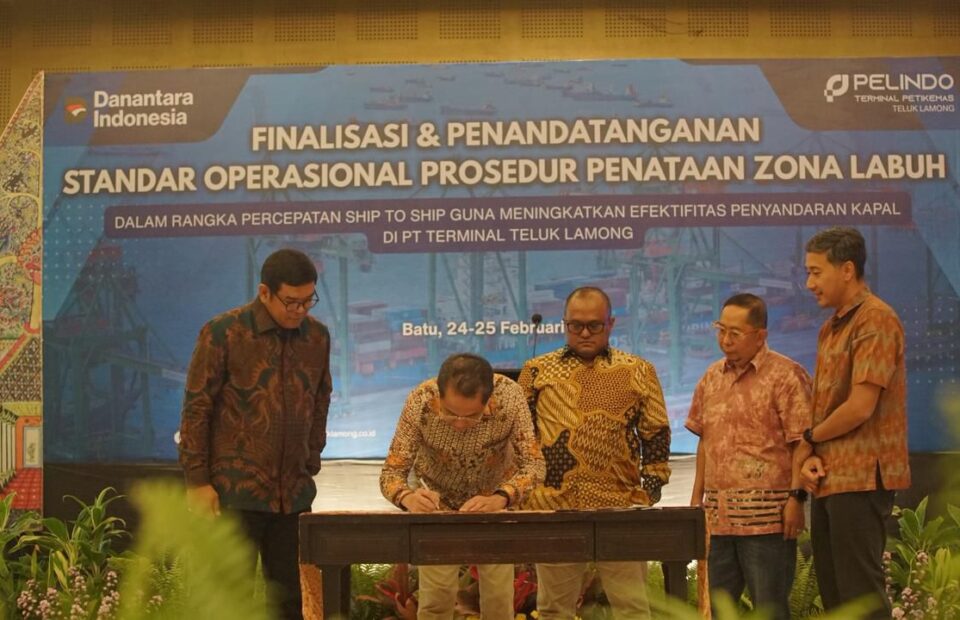 Terminal Teluk Lamong, Port Authority Set New Anchorage Rules