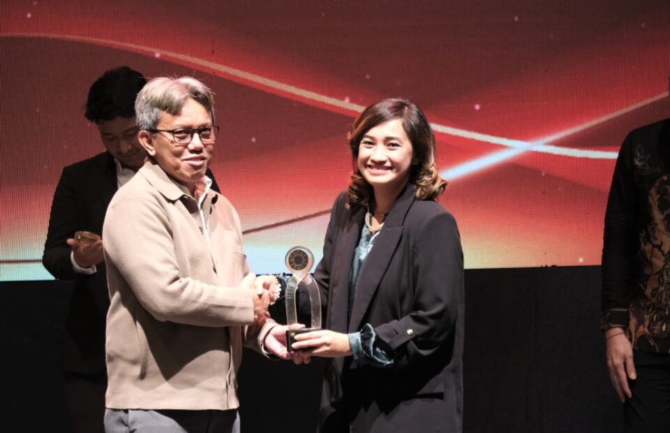 PTP Nonpetikemas Corporate Secretary Clinches Prestigious INSAN PR INDONESIA 2026 Award