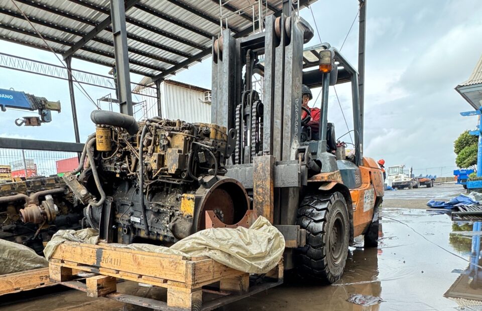 TPK Semarang Donates Engines to Vocational Schools