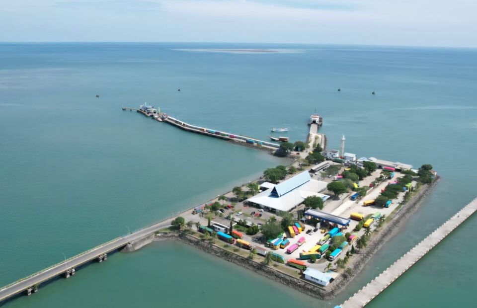 Indonesia Ferry Diverts Bajoe – Kolaka Route to Siwa During Pier Repairs