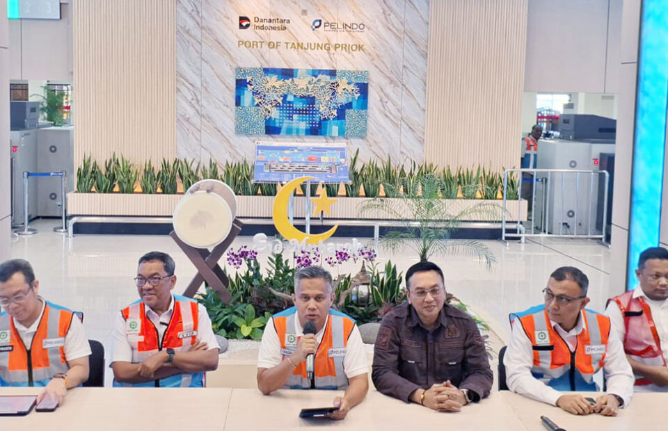 Setelah Sistem Gate Pass Diimprove, Pelayanan Terminal Peti Kemas Tanjung Priok Berjalan Normal