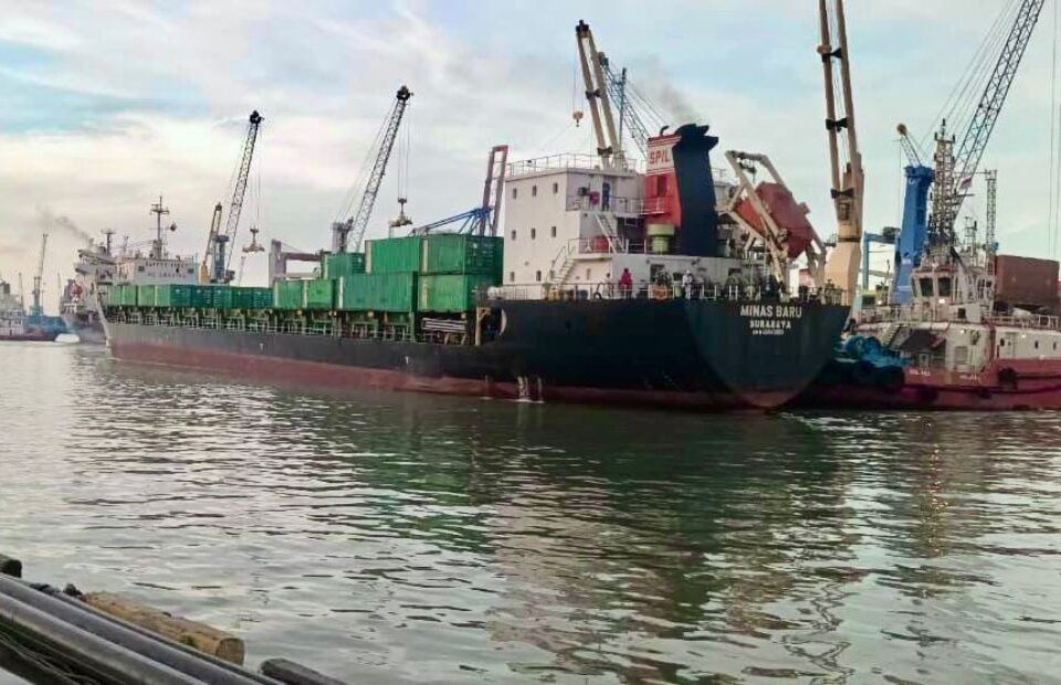 Tanjung Perak Tests New Anchorage System to Cut Waiting Times