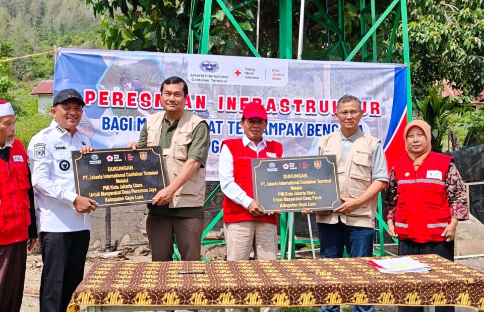 JICT Builds Clean Water, Sanitation Facilities in Aceh Flood Affected Areas