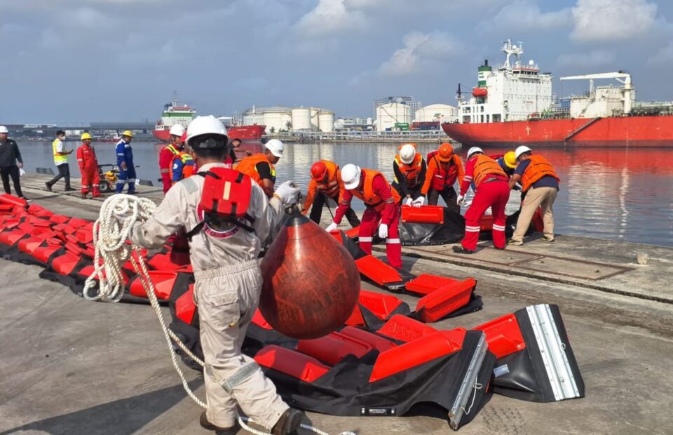 Tanjung Priok Launches Integrated Oil Spill Response Exercise