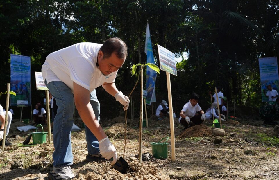PJM Plants 2,500 Trees to Support Sustainability Goals